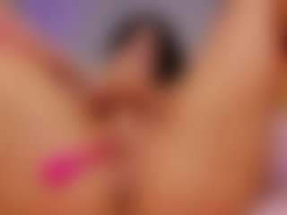 AmedeeaBanks's Live Sex Cam Show