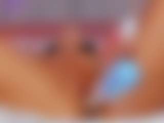 AmedeeaBanks's Live Sex Cam Show