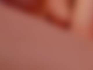 AmedeeaBanks's Live Sex Cam Show