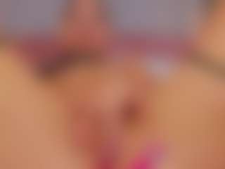 AmedeeaBanks's Live Sex Cam Show