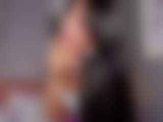 AmedeeaBanks's Live Sex Cam Show