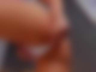 AmedeeaBanks's Live Sex Cam Show