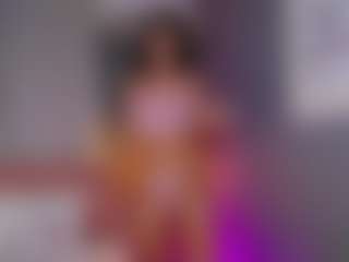 AmedeeaBanks's Live Sex Cam Show