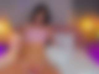 AmedeeaBanks's Live Sex Cam Show