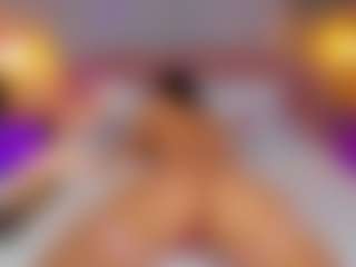 AmedeeaBanks's Live Sex Cam Show