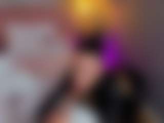 AmedeeaBanks's Live Sex Cam Show