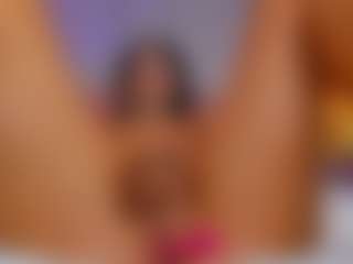 AmedeeaBanks's Live Sex Cam Show