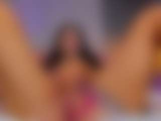 AmedeeaBanks's Live Sex Cam Show