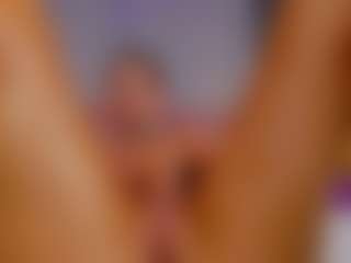 AmedeeaBanks's Live Sex Cam Show