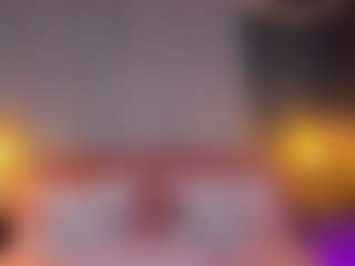 AmedeeaBanks's Live Sex Cam Show