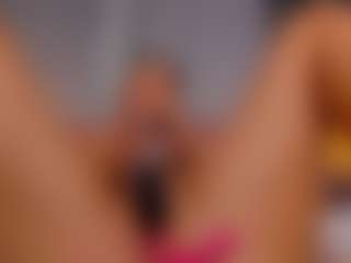AmedeeaBanks's Live Sex Cam Show