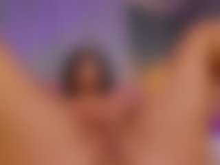 AmedeeaBanks's Live Sex Cam Show