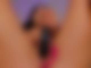 Live cam show with AmedeeaBanks - Bikini on Dare Cams