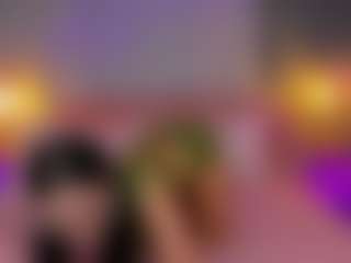 AmedeeaBanks's Live Sex Cam Show