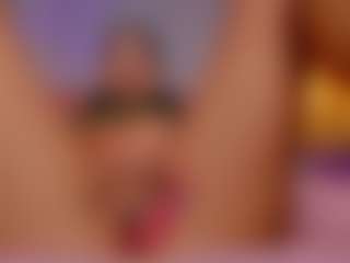 AmedeeaBanks's Live Sex Cam Show