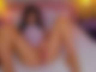 AmedeeaBanks's Live Sex Cam Show