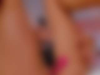 AmedeeaBanks's Live Sex Cam Show