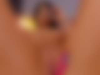 AmedeeaBanks's Live Sex Cam Show