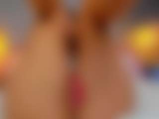 AmedeeaBanks's Live Sex Cam Show