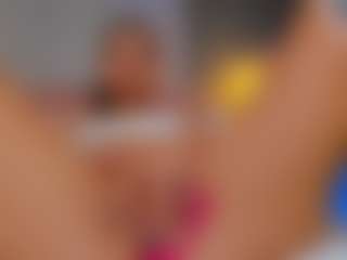 AmedeeaBanks's Live Sex Cam Show