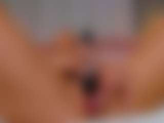 AmedeeaBanks's Live Sex Cam Show