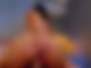AmedeeaBanks's Live Sex Cam Show