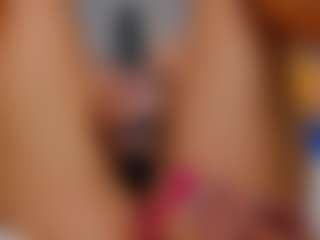 AmedeeaBanks's Live Sex Cam Show
