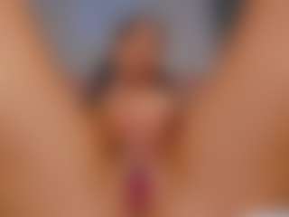 AmedeeaBanks's Live Sex Cam Show