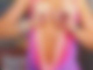 Live cam show with AmedeeaBanks - White Lovense on Livezox | romania