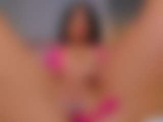 AmedeeaBanks's Live Sex Cam Show