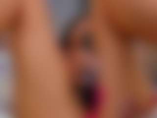 Live cam show with AmedeeaBanks - Shaved Pussy on TastyBlacksLive
