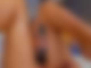 Live cam show with AmedeeaBanks - Foot Fetish on googirlz