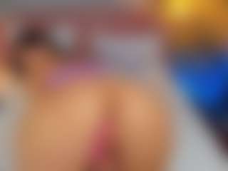 AmedeeaBanks's Live Sex Cam Show