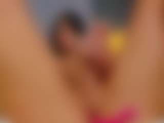 AmedeeaBanks's Live Sex Cam Show