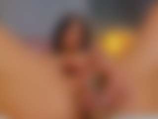 AmedeeaBanks's Live Sex Cam Show