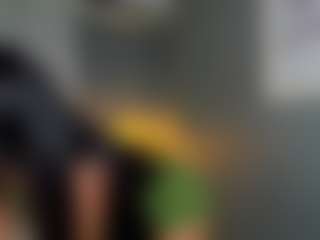 AmedeeaBanks's Live Sex Cam Show