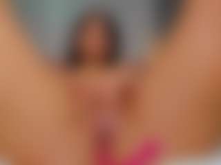 AmedeeaBanks's Live Sex Cam Show