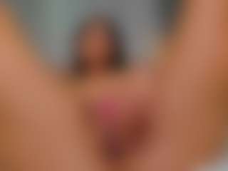 AmedeeaBanks's Live Sex Cam Show