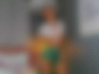 AmedeeaBanks's Live Sex Cam Show