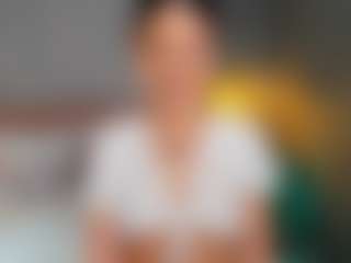 AmedeeaBanks's Live Sex Cam Show