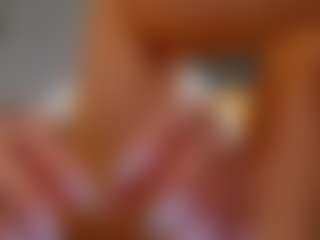 AmedeeaBanks's Live Sex Cam Show
