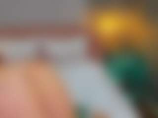 AmedeeaBanks's Live Sex Cam Show