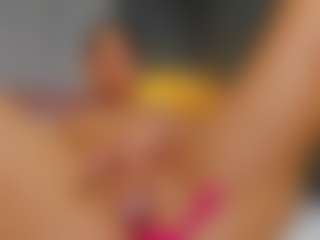 AmedeeaBanks's Live Sex Cam Show