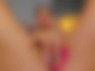 AmedeeaBanks's Live Sex Cam Show