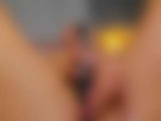 AmedeeaBanks's Live Sex Cam Show