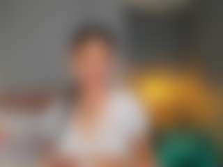 AmedeeaBanks's Live Sex Cam Show