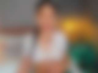 AmedeeaBanks's Live Sex Cam Show