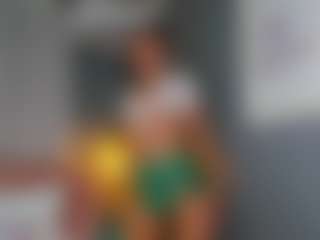 AmedeeaBanks's Live Sex Cam Show