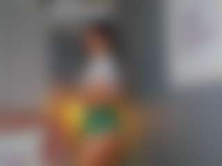 AmedeeaBanks's Live Sex Cam Show