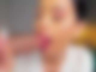 AmedeeaBanks's Live Sex Cam Show